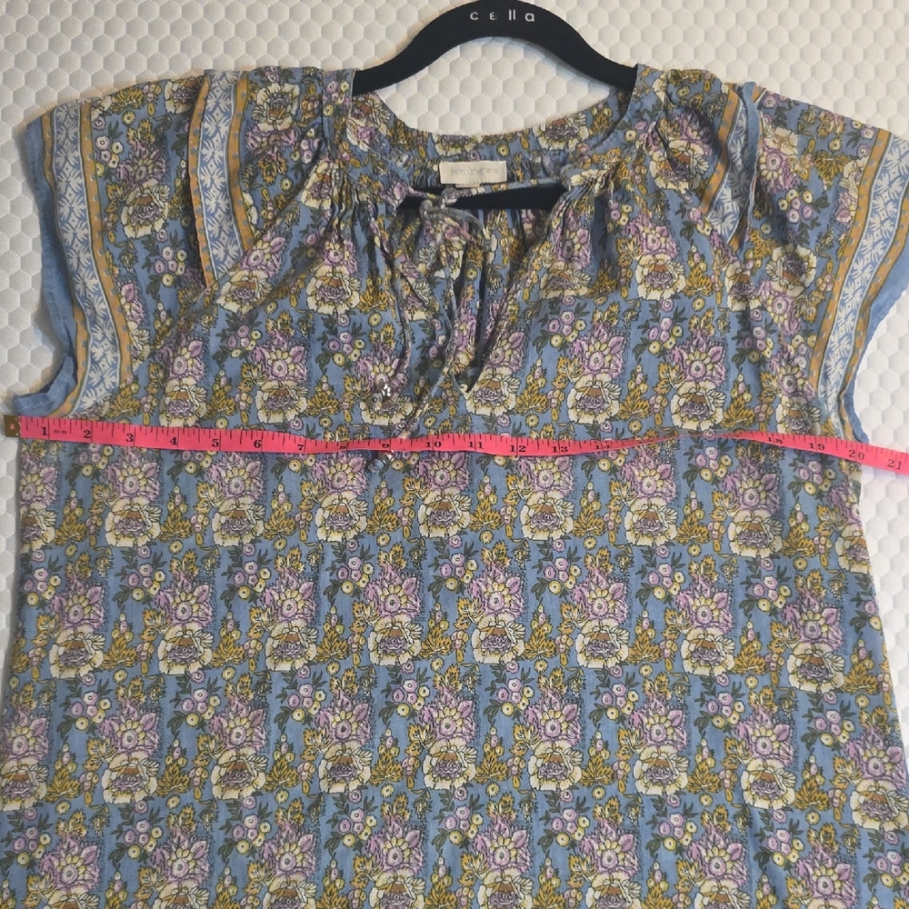 Jennifer & Grace Floral Blue Short Sleeve Blouse Women's‎ Medium - Picture 4 of 6